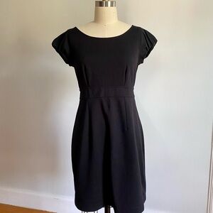 Banana Republic | LBD Cap Sleeve Black Knit Dress | Sz 4